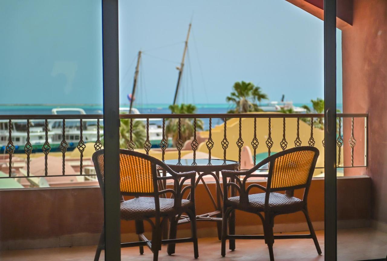 The Bay Hotel Hurghada Marina Exterior photo